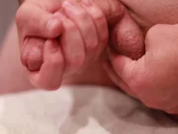 Tom923106 Chaturbate stream image from May 27, 2025