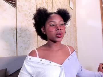 Violeta_Ruiz_ Chaturbate stream image from May 27, 2025
