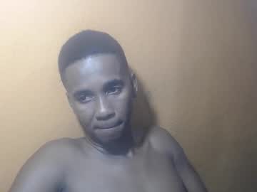 Dkeni Chaturbate stream image from May 27, 2025