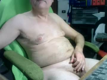 Jamesbeanlive Chaturbate stream image from May 27, 2025