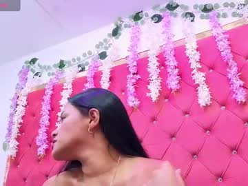 Lucy_Brunno Chaturbate stream image from May 27, 2025