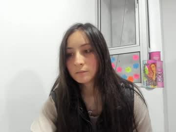 Mia_Kanee Chaturbate stream image from May 27, 2025