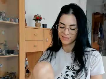 Bibitina Chaturbate stream image from May 27, 2025
