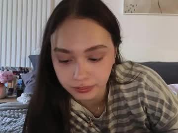 Evi_Woow Chaturbate stream image from May 27, 2025
