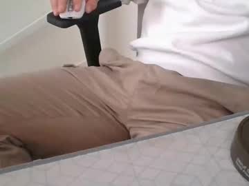 Kekkje Chaturbate stream image from May 27, 2025