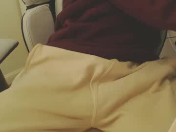 Teeteeg Chaturbate stream image from May 27, 2025