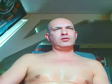 Maxhardcore77 Chaturbate stream image from May 27, 2025