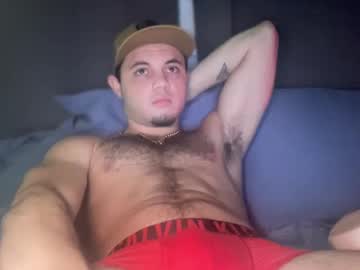 Hairygrayson Chaturbate stream image from May 27, 2025