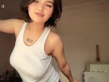 Highwithlola Chaturbate stream image from May 27, 2025