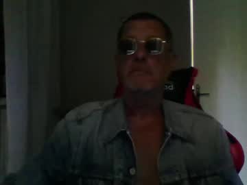Jerflor Chaturbate stream image from May 27, 2025