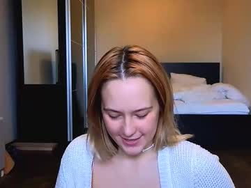 Li_Ni_ Chaturbate stream image from May 27, 2025