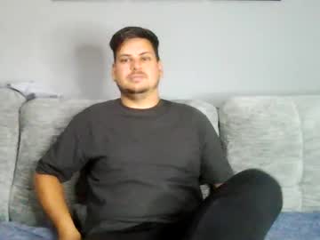 Adventurousguy32 Chaturbate stream image from May 27, 2025