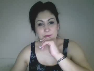 Lucyhot6 Chaturbate stream image from May 27, 2025