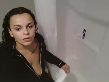 333salem333 Chaturbate stream image from May 27, 2025