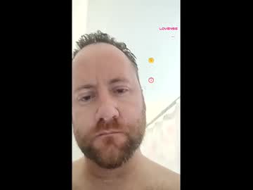 1machine1guy Chaturbate stream image from May 27, 2025