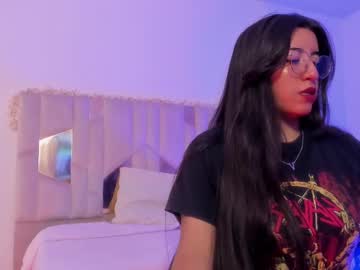 Naanaky_Tay Chaturbate stream image from May 27, 2025