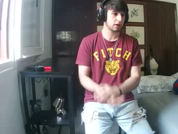 Thebulgueboyy Chaturbate stream image from May 27, 2025