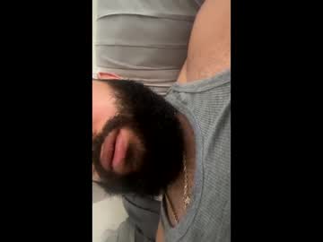 Famosoo Chaturbate stream image from May 27, 2025
