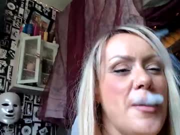 Wendiddy84 Chaturbate stream image from May 27, 2025