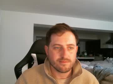 Alphy89 Chaturbate stream image from May 27, 2025