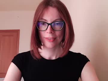 Eva_Cutesmile Chaturbate stream image from May 27, 2025