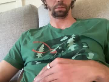 Hungrymanshow Chaturbate stream image from May 27, 2025
