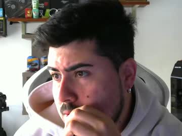 Veils24 Chaturbate stream image from May 27, 2025