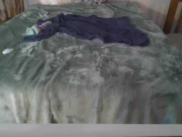 Goodgirlsget2cum Chaturbate stream image from May 27, 2025