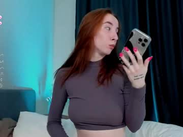 Lolalivex Chaturbate stream image from May 27, 2025