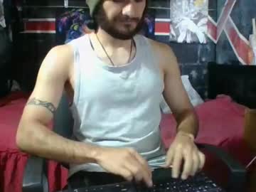 Trizquelmen Chaturbate stream image from May 27, 2025