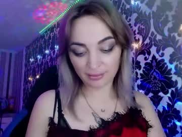 Dreamylayla Chaturbate stream image from May 27, 2025