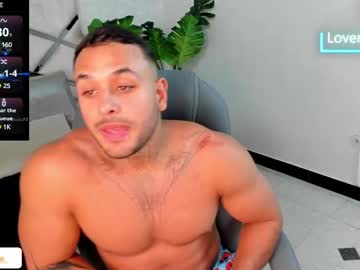 Mike_Belle Chaturbate stream image from May 27, 2025
