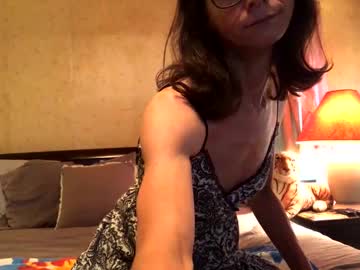 Slycouple517705 Chaturbate stream image from May 27, 2025