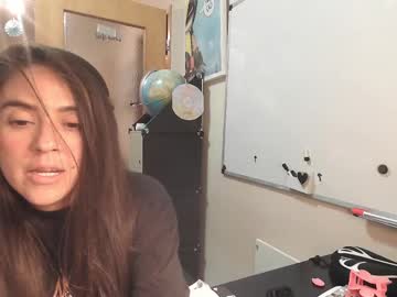 Tiny_Williams Chaturbate stream image from May 27, 2025