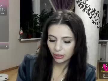 Yoursloves Chaturbate stream image from May 27, 2025