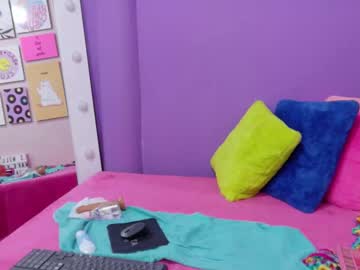 Valeria_Jones428796 Chaturbate stream image from May 27, 2025