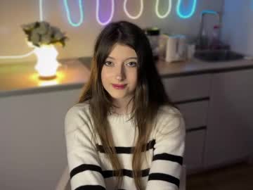 Emily_M0ore Chaturbate stream image from May 27, 2025
