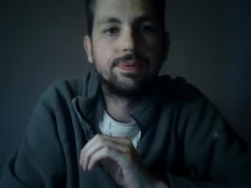 Fred271993 Chaturbate stream image from May 27, 2025