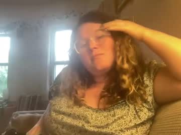 Violetlyhappy Chaturbate stream image from May 27, 2025