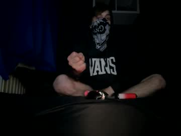 Adamisnaughtyy Chaturbate stream image from May 28, 2025