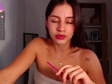_Smallpeach Chaturbate stream image from May 28, 2025
