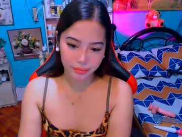 Sweetienicole Chaturbate stream image from May 28, 2025