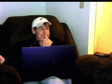 Apex1900 Chaturbate stream image from May 28, 2025