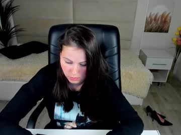 Dana_Dom Chaturbate stream image from May 28, 2025