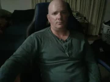 Emsguy1 Chaturbate stream image from May 28, 2025