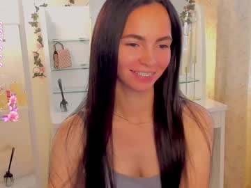 Milaflow Chaturbate stream image from May 28, 2025