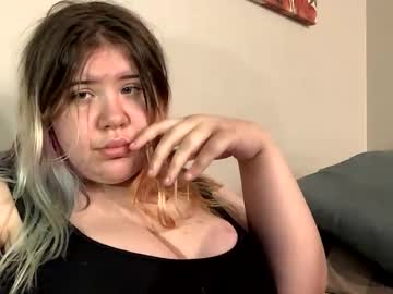 Strawberry_Bunnybabe Chaturbate stream image from May 28, 2025