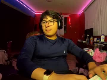 Justsky117 Chaturbate stream image from May 28, 2025