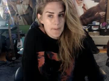 Katiecutie_5 Chaturbate stream image from May 28, 2025