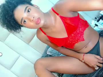 Andreayano Chaturbate stream image from May 28, 2025
